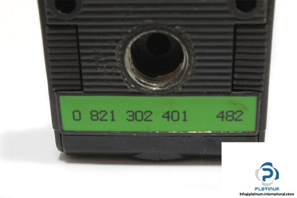 bosch-0-821-302-401-pressure-regulator-2