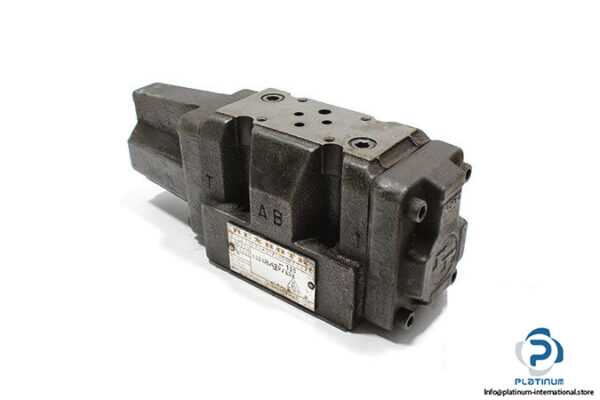 Rexroth-4WRZ-10E25-30_6A24NETZ4_M-pilot-operated-directional-control-valve