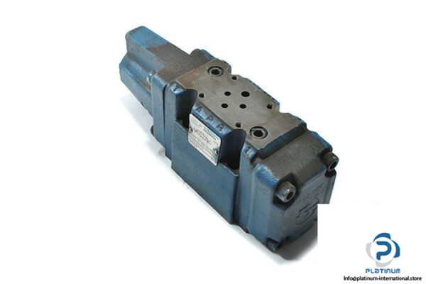 Rexroth-4WRZ-10-E85-51_6A24NZ4_M-pilot-operated-directional-valve