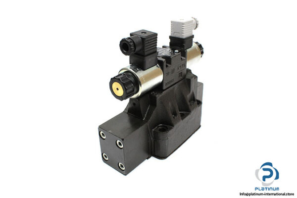 duplomatic-3001-63-0001-direct-operated-directional-control-valve-(2)