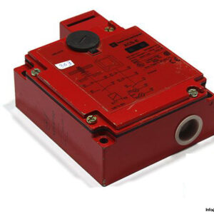 telemecanique-XCS-E7341-safety-interlock-switch