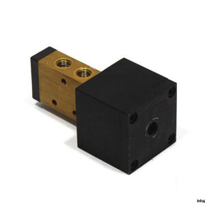 pneumax-228-32-13-1-air-pilot-valve-1