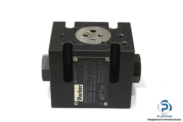 parker-D31DW-001-C-4-N-J-W-91-pilot-operated-directional-control-valve