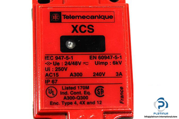 telemecanique-xcs-a711-safety-limit-switch-3