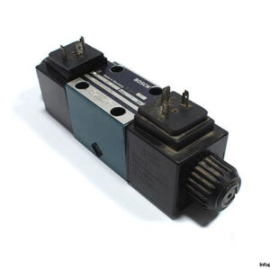 Bosch-0-810-091-201-110-V-solenoid-operated-directional-valve