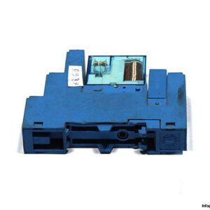 finder-40-52-relay-with-95-95-1-socket-1