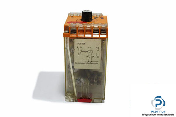 schleicher-szc-110-105-time-relay-1
