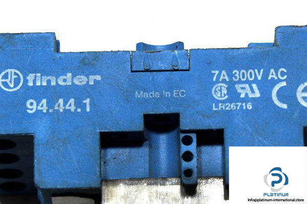 finder-55-32-8-110-0040-relay-2