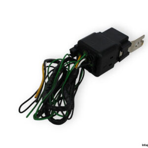 tyco-v23136-a1001-x46-shrouded-power-relay-new-1