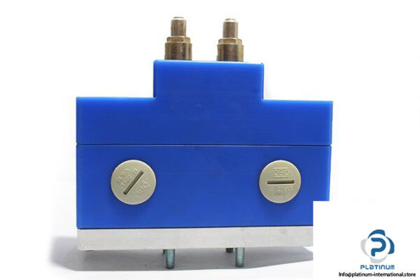 obo-105-105-255-limit-switch-3