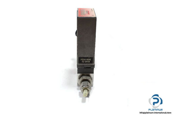 bronkhorst-f-201c-fd-22-v-mass-flow-controller-1