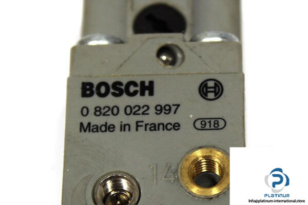 bosch-0-820-022-997-single-solenoid-valve-2