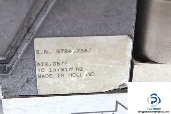 bronkhorst-aix-087f-mass-flow-controller-3