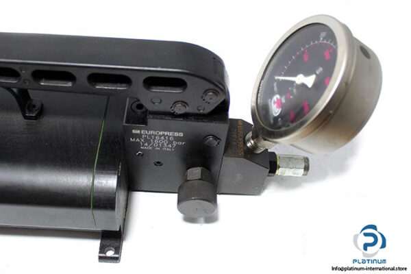 europeress-pl16416-lightweight-hand-pump-3