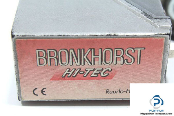 bronkhorst-f-201c-fd-22-v-mass-flow-controller-4