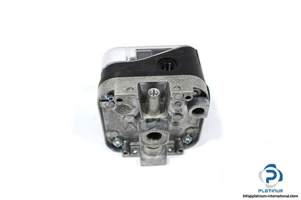 krom-schroder-dg6u-3-pressure-switch-2