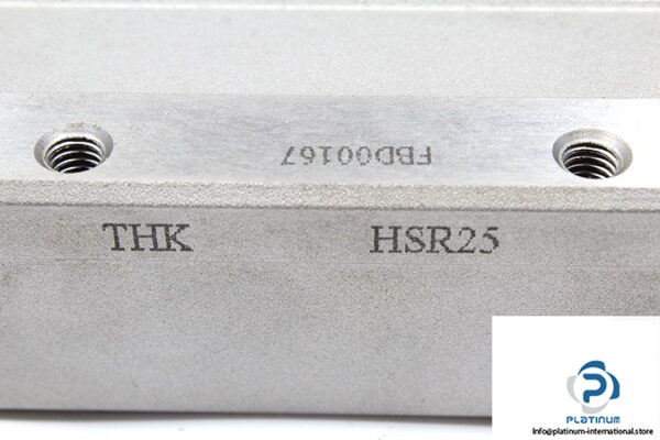 thk-hsr25-linear-bearing-block-2