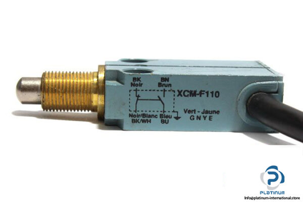 telemecanique-xcm-f110-limit-switch-3