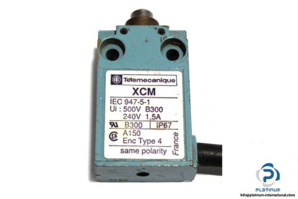 telemecanique-xcm-a110-limit-switch-4