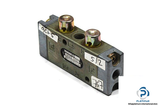 wabco-5710031040-air-pilot-valve