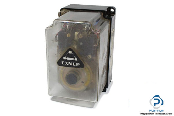 dold-ZR-715N-2U-timer