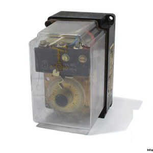 dold-ZR-712T3-1U-timer