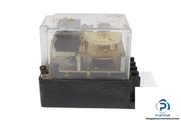 dold-zr-712t3-1u-timer-2
