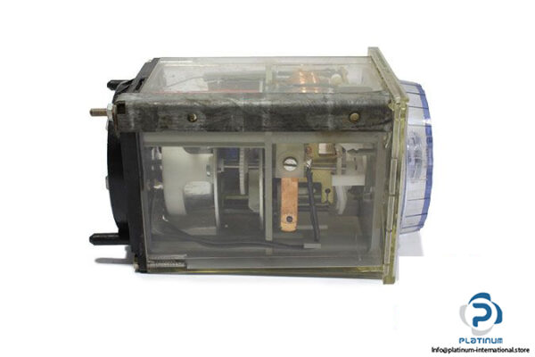 schleicher-dz-12-112-time-relay-3
