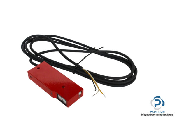 leuze-RK-72_2-200-energetic-diffuse-sensor