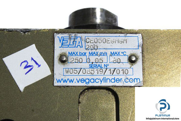 vega-ce050eghgm200-hydraulic-block-cylinder-1