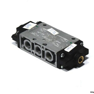 univer-ac-8120-air-pilot-valve-1