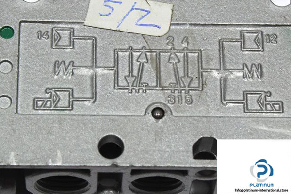 univer-ac-8120-air-pilot-valve-3