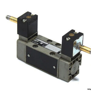 bosch-0-820-024-552-double-solenoid-valve