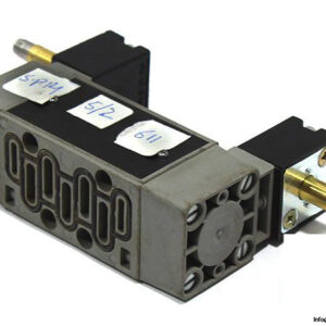 bosch-0-820-024-516-double-solenoid-valve-1