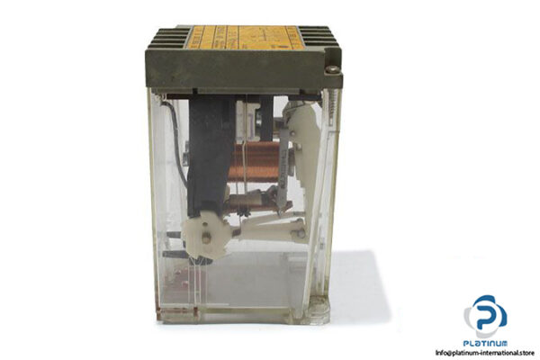 schleicher-ssf-52-stepping-relay-1