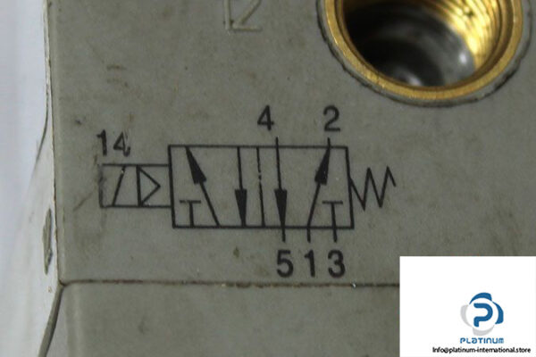 bosch-0-820-023-026-double-solenoid-valve-3