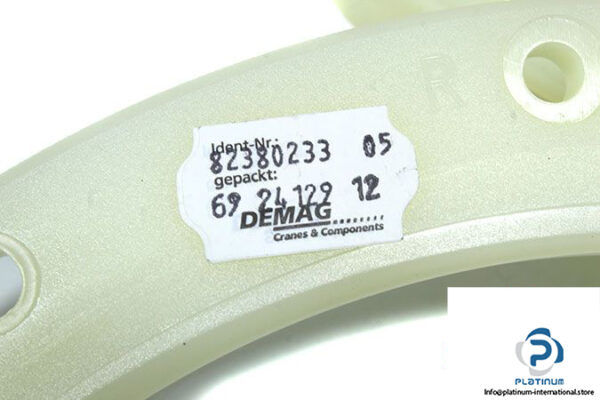 demag-82380233-rope-guide-left-suit-3