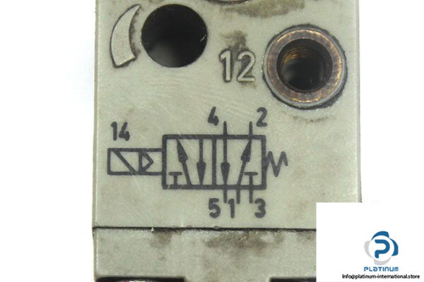 bosch-0-820-022-026-single-solenoid-valve-3