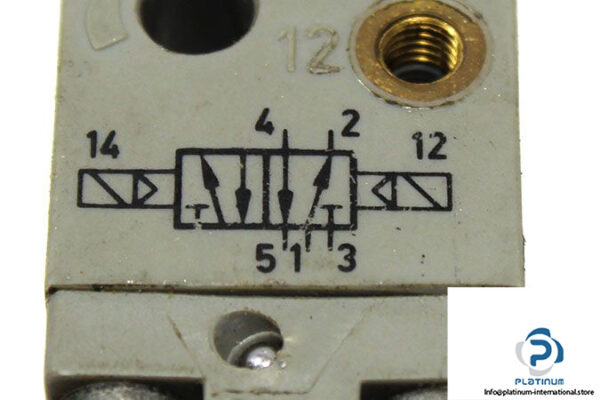 bosch-0-820-022-992-single-solenoid-valve-3