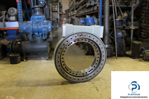 imo-wd-l-0478_3-04995-slew-drive-4