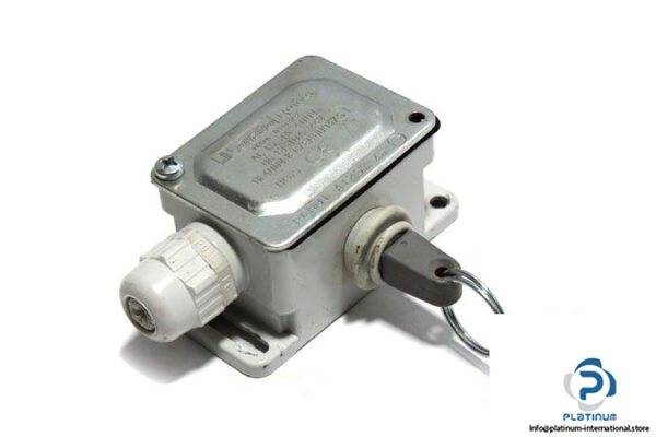 lovato-PLNU1-AT25W-rope-pull-lever-limit-switch