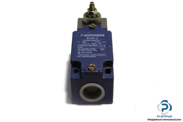 telemecanique-zck-j404-limit-switch-body-2-2