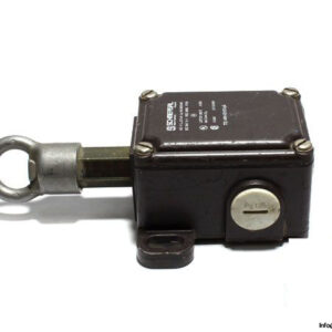 schmersal-tq-441-01_01yu-pull-wire-switch-3