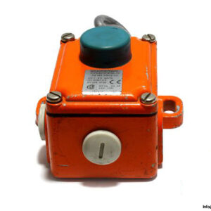 schmersal-zs-441-1o_1s-vd-limit-switch-3