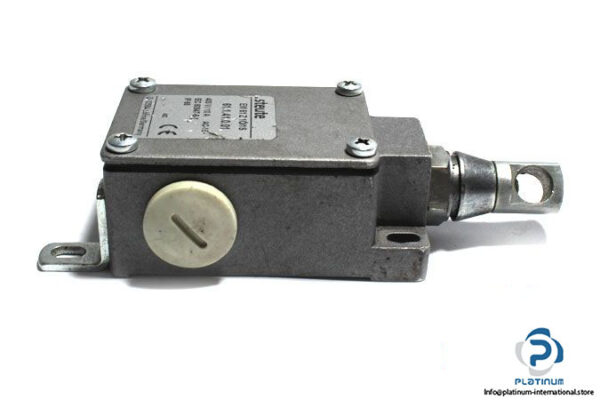steute-em-61-z-1o_1s-pull-wire-switch-3
