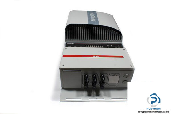 power-one-pvi-4-2-tl-outd-solar-inverter-2