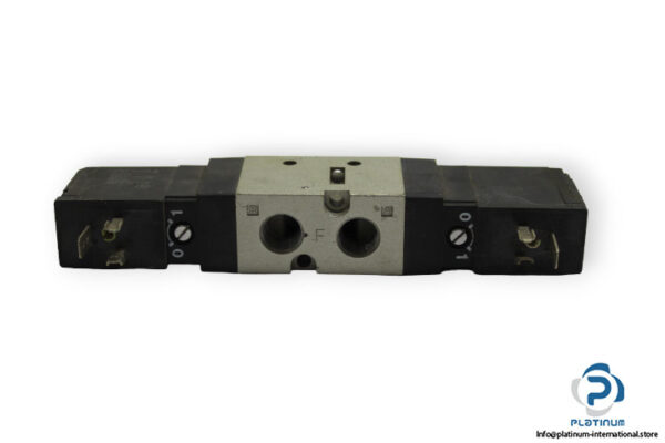 smc-evf3233-4yob-02f-double-solenoid-valve-1