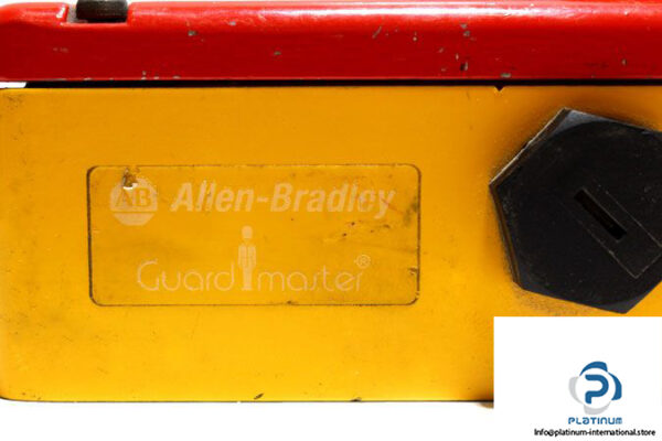 guard-master-lifeline1-440e-l13042-cable-pull-switch-5