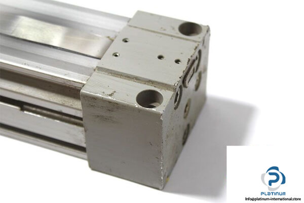 smc-my1b32g-1000-rodless-cylinder-2