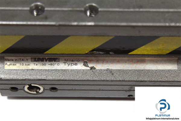 univer-s5211320750-rodless-cylinder-3